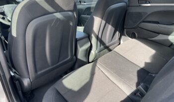 2020 Hyundai Elantra SE full