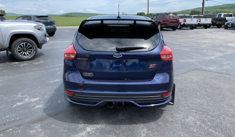 2016 Ford Focus ST full