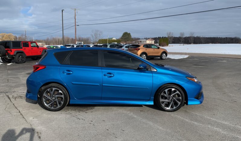 2016 Toyota Scion IM full