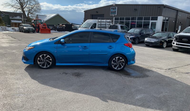 2016 Toyota Scion IM full