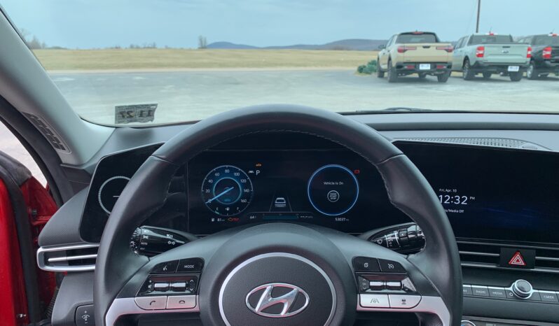 2023 Hyundai Elantra Limited full