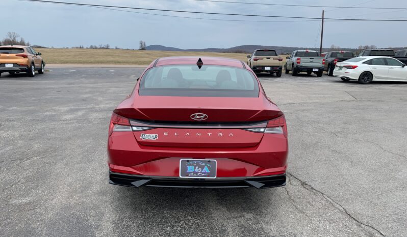 2023 Hyundai Elantra Limited full